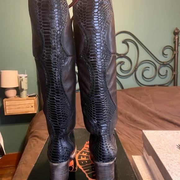 Freebies Calgary - Picture 5 of 10